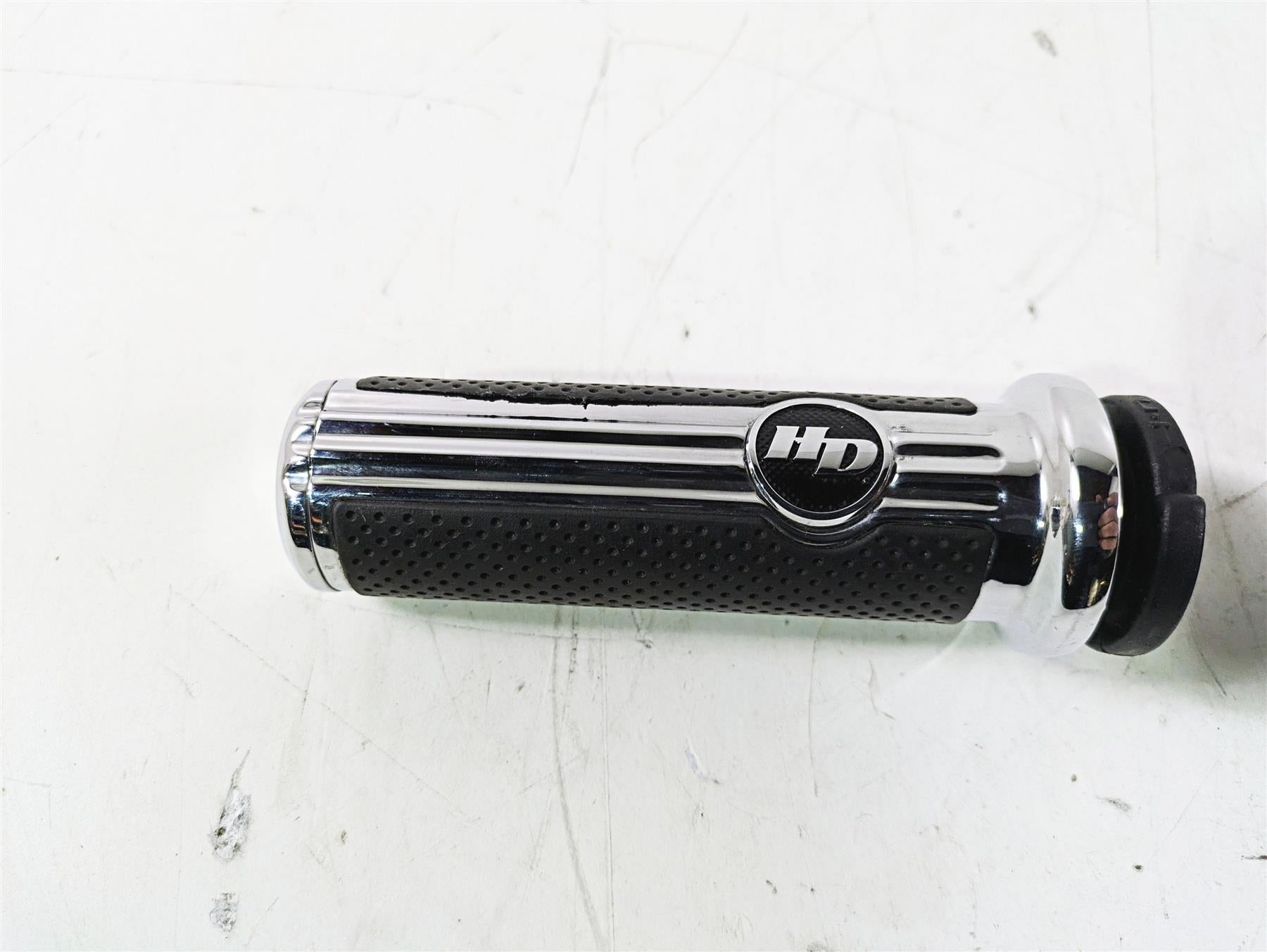 2015 Harley Touring FLHTKL E -Glide Low Defiance Hand Grips Set 56100158 {{ shop.shopifyCountryName }} - Mototech271
