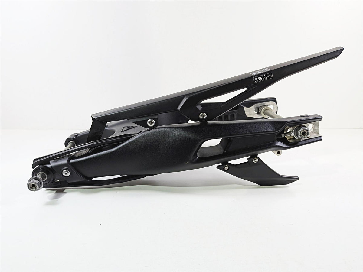 2022 Triumph Tiger 900 GT Pro Rear Swingarm Swing Arm & Axle T2050983 {{ shop.shopifyCountryName }} - Mototech271