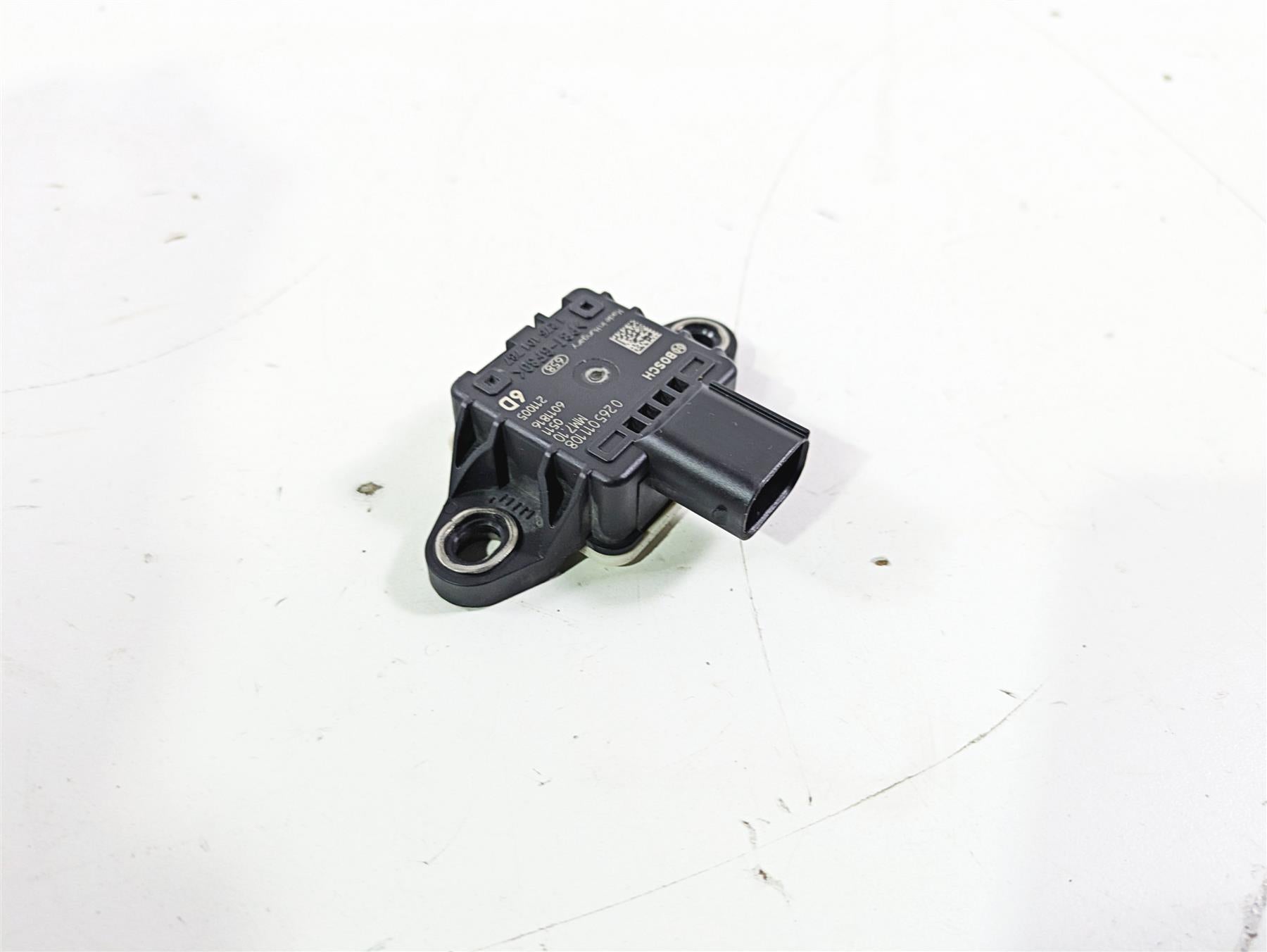 2022 KTM 1290 Super Adventure S Fall Lean Angle Sensor Bosch 61542090000 {{ shop.shopifyCountryName }} - Mototech271