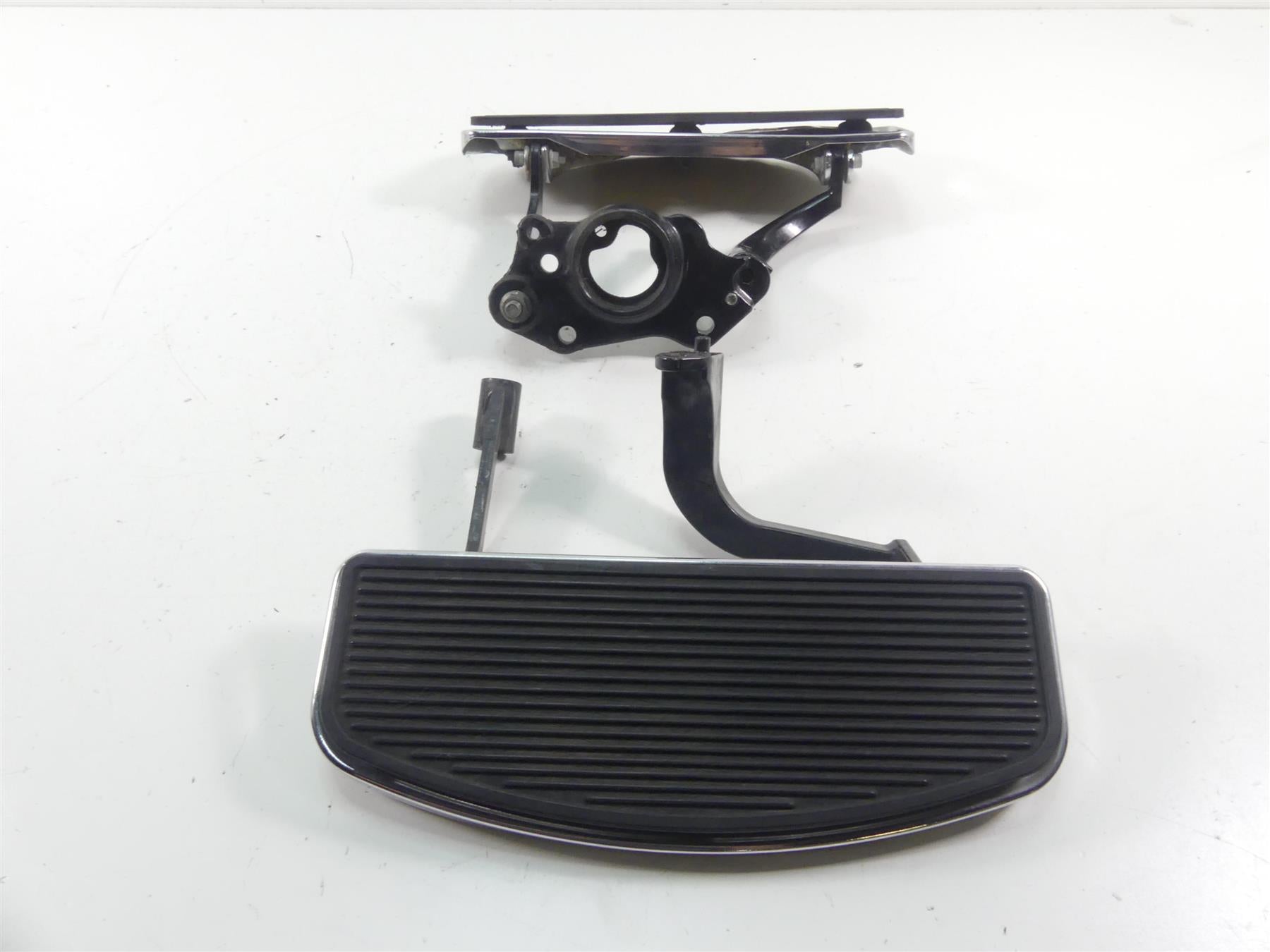 2013 Harley Touring FLHTK Electra Glide Front Rider Floor Board Set 50621-06A {{ shop.shopifyCountryName }} - Mototech271