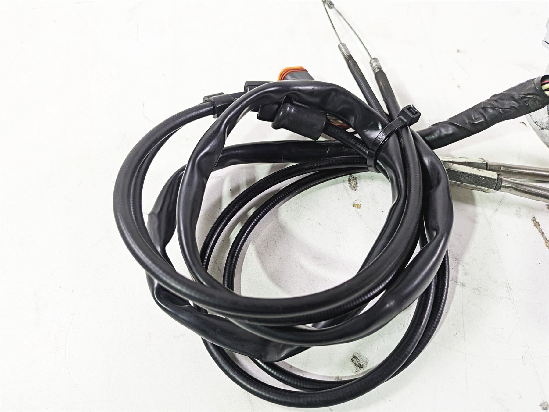 2004 Harley Softail FLSTF Fat Boy Nice Chrome Hand Control Switch Set 71682-06 {{ shop.shopifyCountryName }} - Mototech271