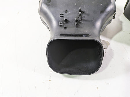 2021 Aprilia RS660 Air Filter Cleaner Breather Box U 2B006527 L 2B006529 {{ shop.shopifyCountryName }} - Mototech271