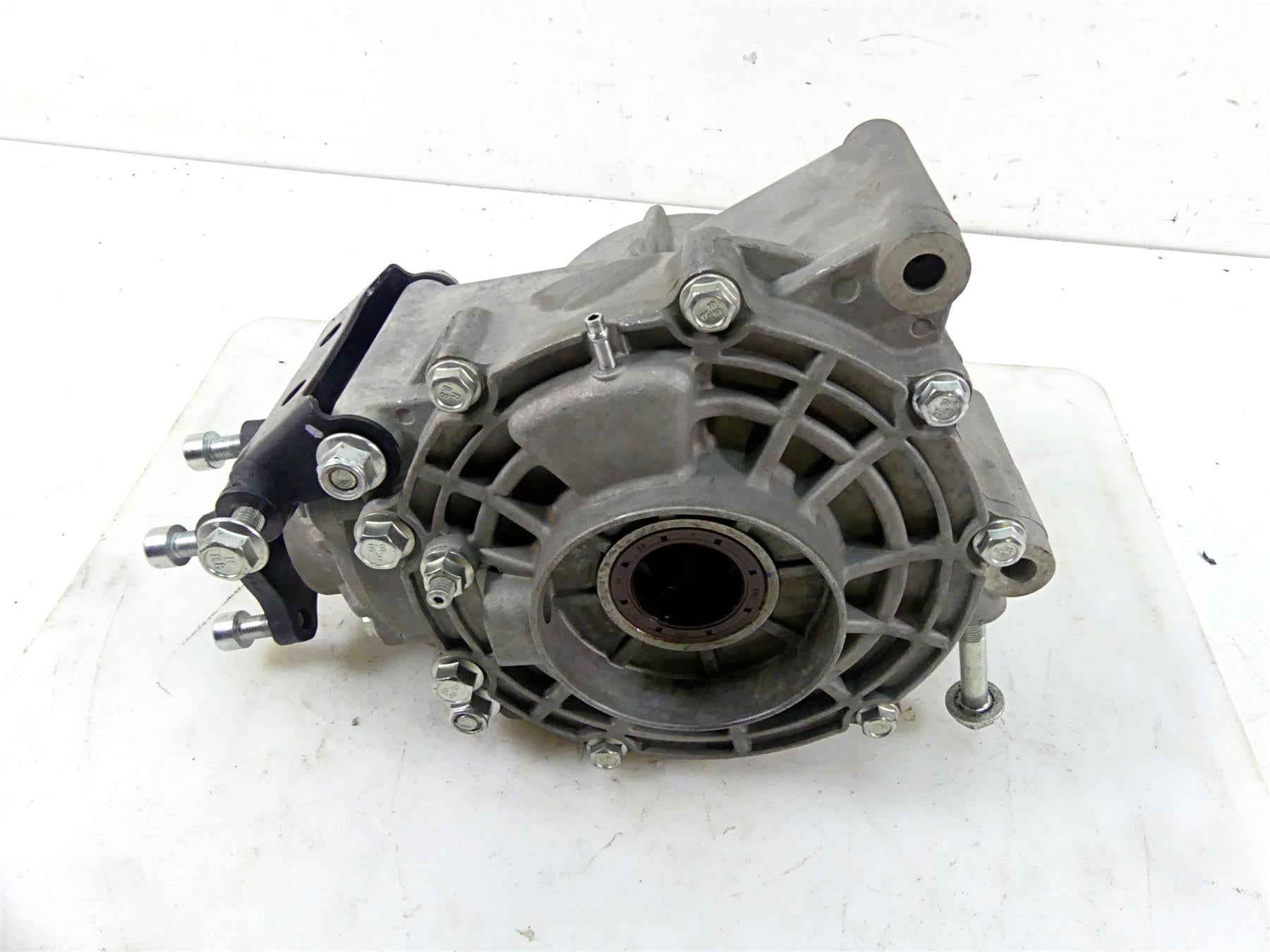 2021 CFMoto Zforce 950 Sport Rear Differential Gear Box 606mi Q860-330000-40002 {{ shop.shopifyCountryName }} - Mototech271