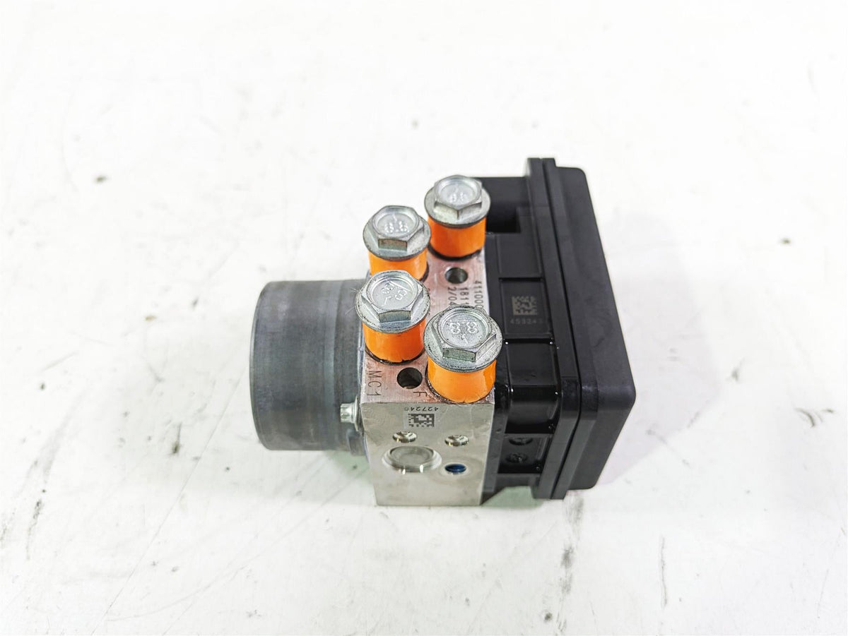 2019 Harley FLHCS Softail Heritage Abs Brake Pump Module Unit 41100044C {{ shop.shopifyCountryName }} - Mototech271