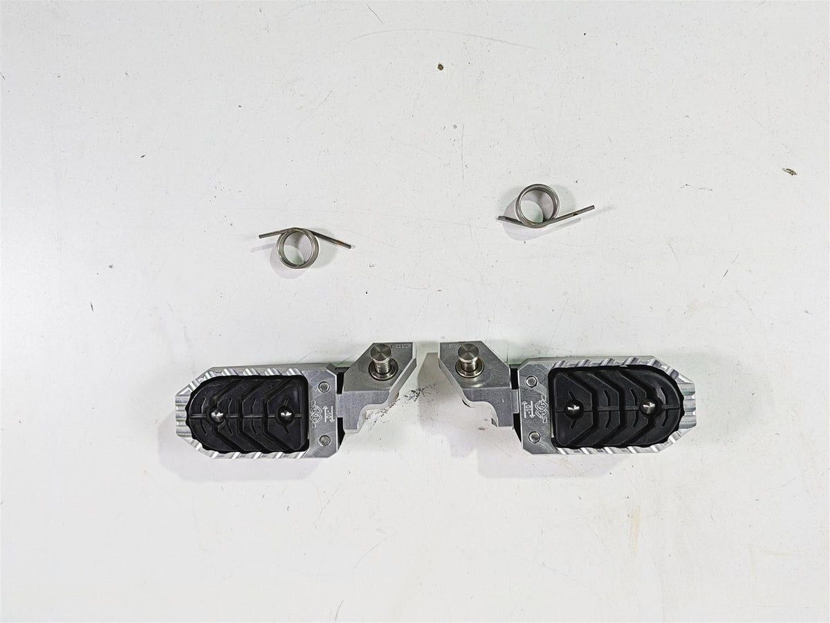 2021 BMW R1250GS K51 Adv Front Footpeg Rest Option 719 46719829532 46719829537 {{ shop.shopifyCountryName }} - Mototech271