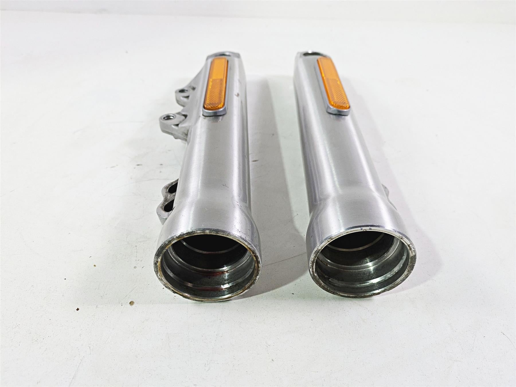 2020 Harley Softail FXST Standard Showa Front Fork Lowers 45400295 45400296 {{ shop.shopifyCountryName }} - Mototech271