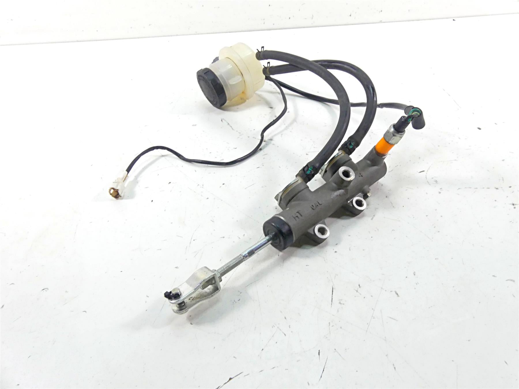 2021 CFMoto Zforce 950 Sport Main Brake Master Cylinder 5BWB-081100 {{ shop.shopifyCountryName }} - Mototech271