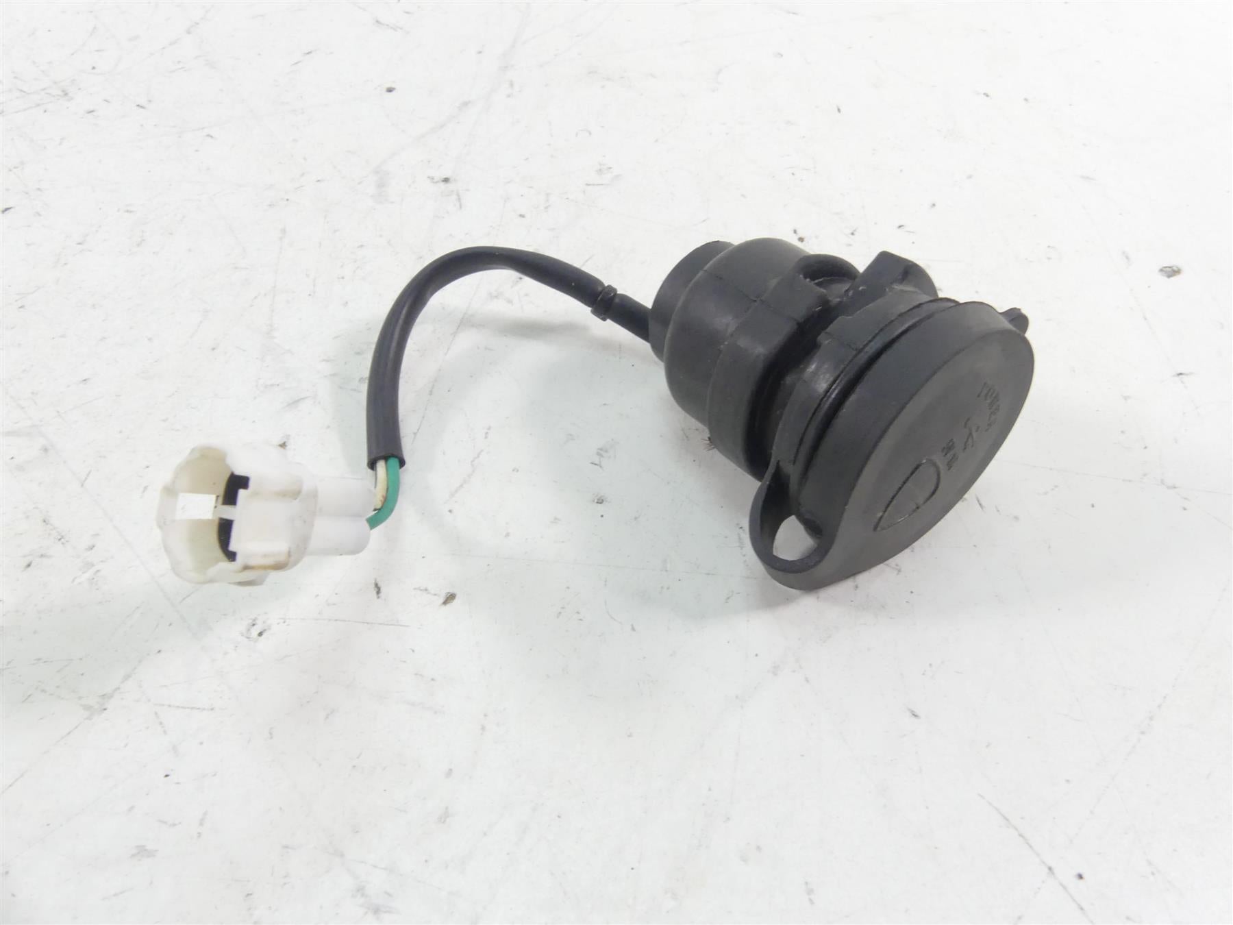 2020 Ducati Multistrada 1260 Enduro USB Phone Charing Plug {{ shop.shopifyCountryName }} - Mototech271
