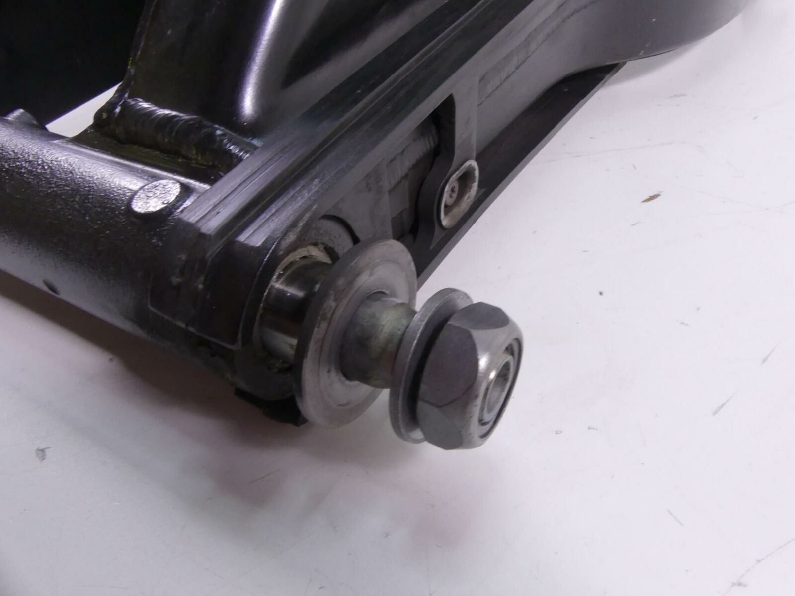 2012 BMW S1000RR K46 Swingarm Swing Arm Rear Suspension + 28mm Axle 33177715294 {{ shop.shopifyCountryName }} - Mototech271