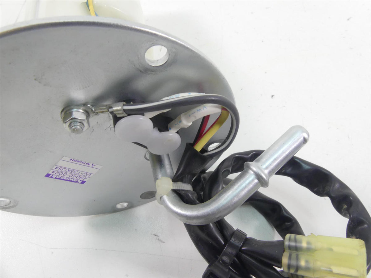 2021 Kawasaki ZX1400 ZX14R Ninja Fuel Gas Pump & Sending Unit -Tested 49040-0024 {{ shop.shopifyCountryName }} - Mototech271