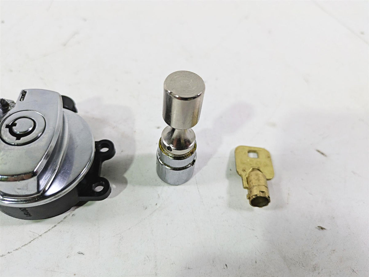 2017 Harley FLS Softail Slim Ignition Switch Key Lock Set 71400076 {{ shop.shopifyCountryName }} - Mototech271
