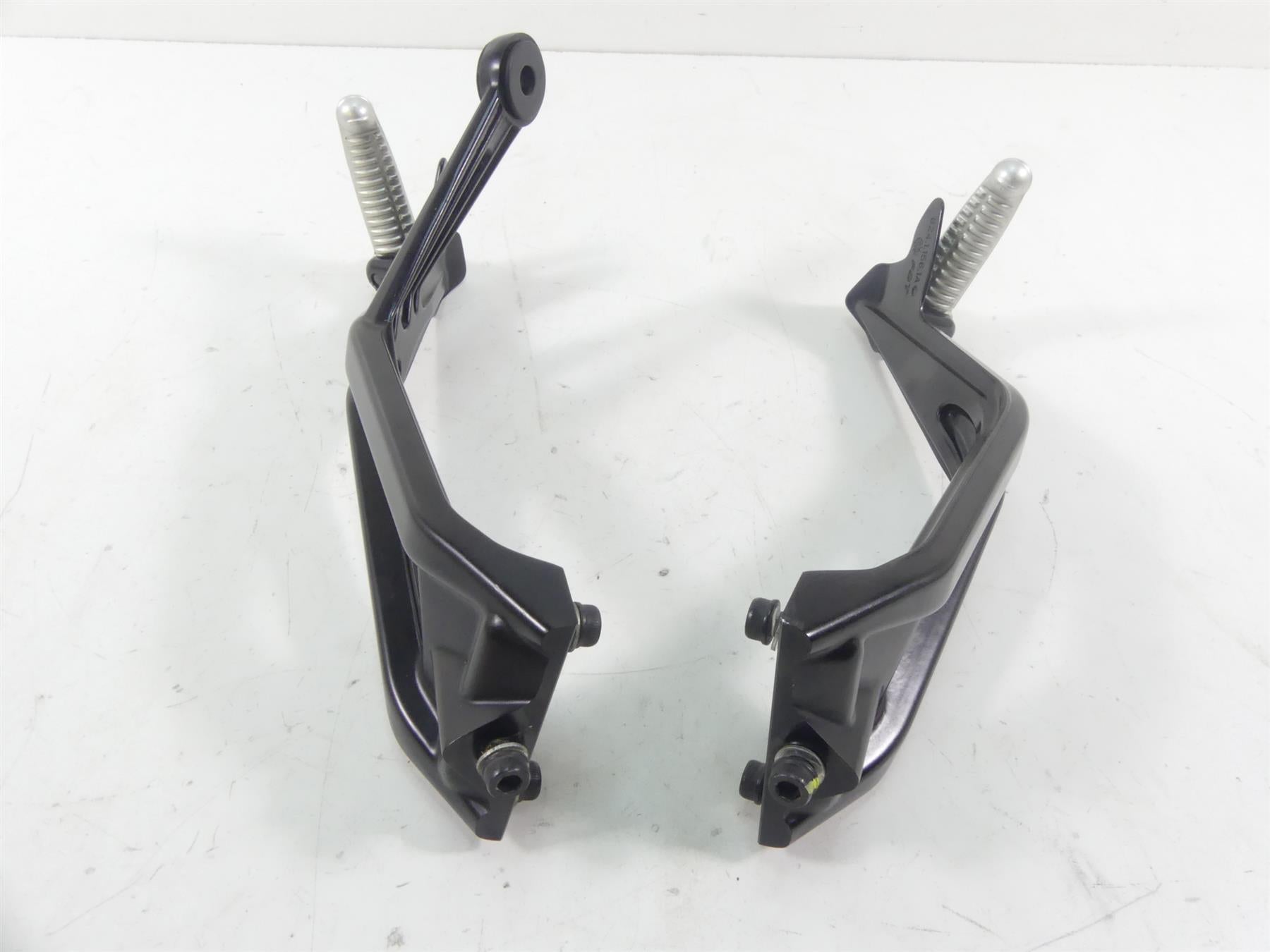 2013 Ducati Streetfighter 848 Rear Passenger Footpeg Foot Peg Set 82411561A {{ shop.shopifyCountryName }} - Mototech271