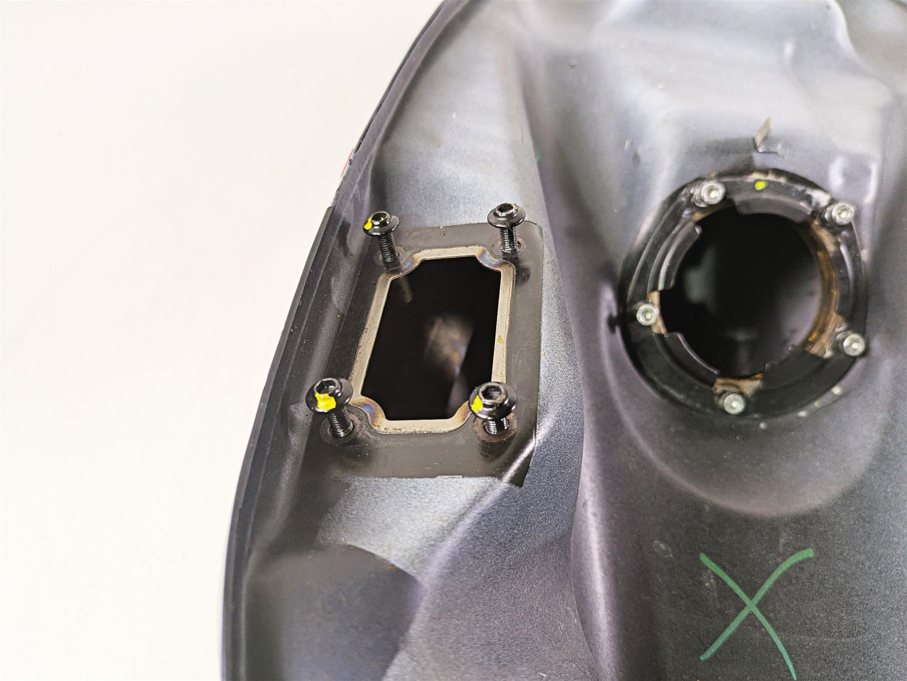 2022 Ducati Scrambler Desert Sled Fuel Gas Petrol Tank Reservoir 58612952AL {{ shop.shopifyCountryName }} - Mototech271