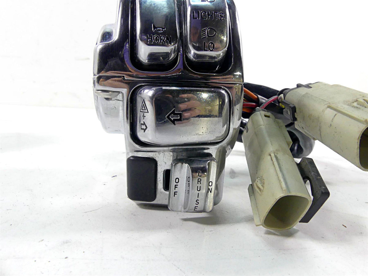 2007 Harley Touring FLHRSE CVO Road King Left Right Hand Control Switch 71682-06 {{ shop.shopifyCountryName }} - Mototech271