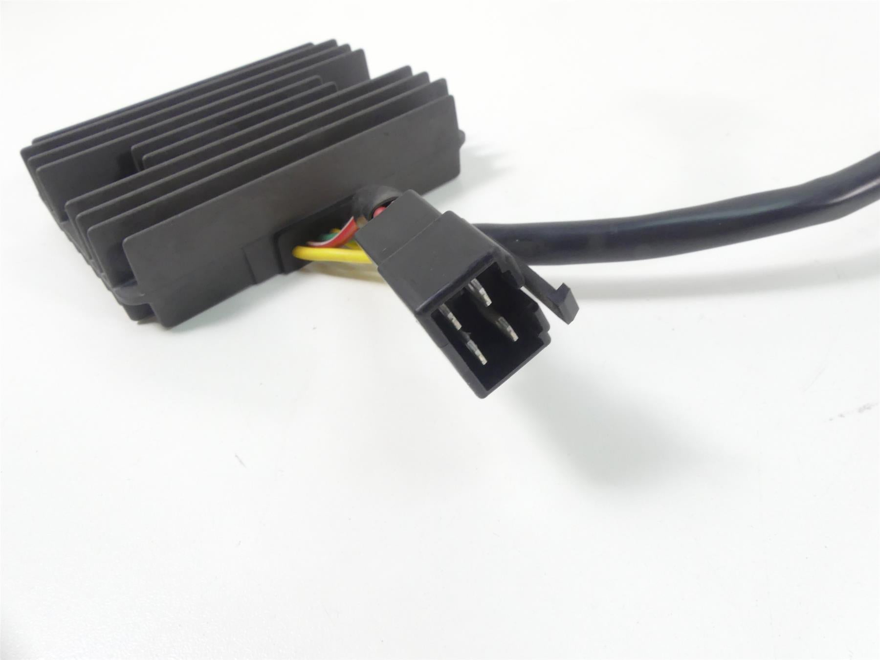 2008 Ducati 1098 S Rectifier Voltage Regulator 54040191A SH579EA {{ shop.shopifyCountryName }} - Mototech271