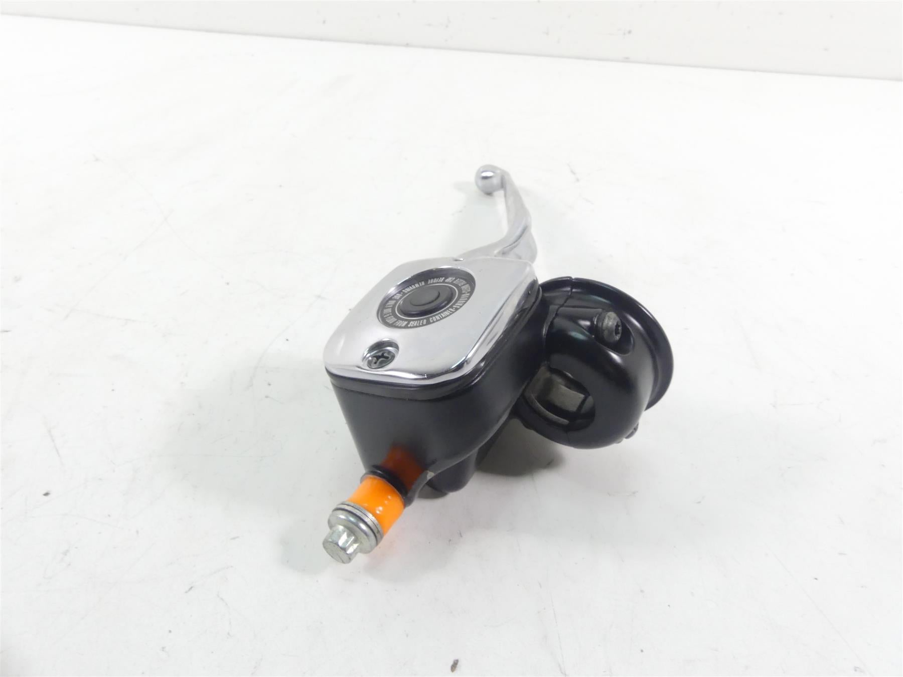 2000 Harley Dyna FXR4 CVO Super Glide Front Brake Master Cylinder 11/16 45353-99 {{ shop.shopifyCountryName }} - Mototech271