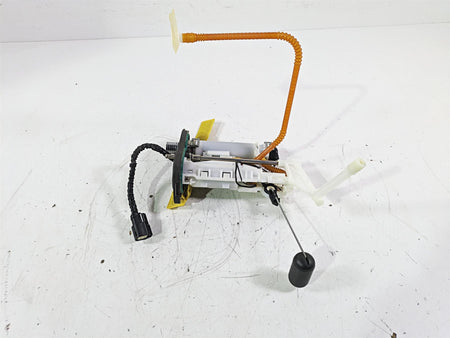 2021 Harley Softail FLSL Slim Fuel Gas Petrol Pump -Tested 61200042 {{ shop.shopifyCountryName }} - Mototech271
