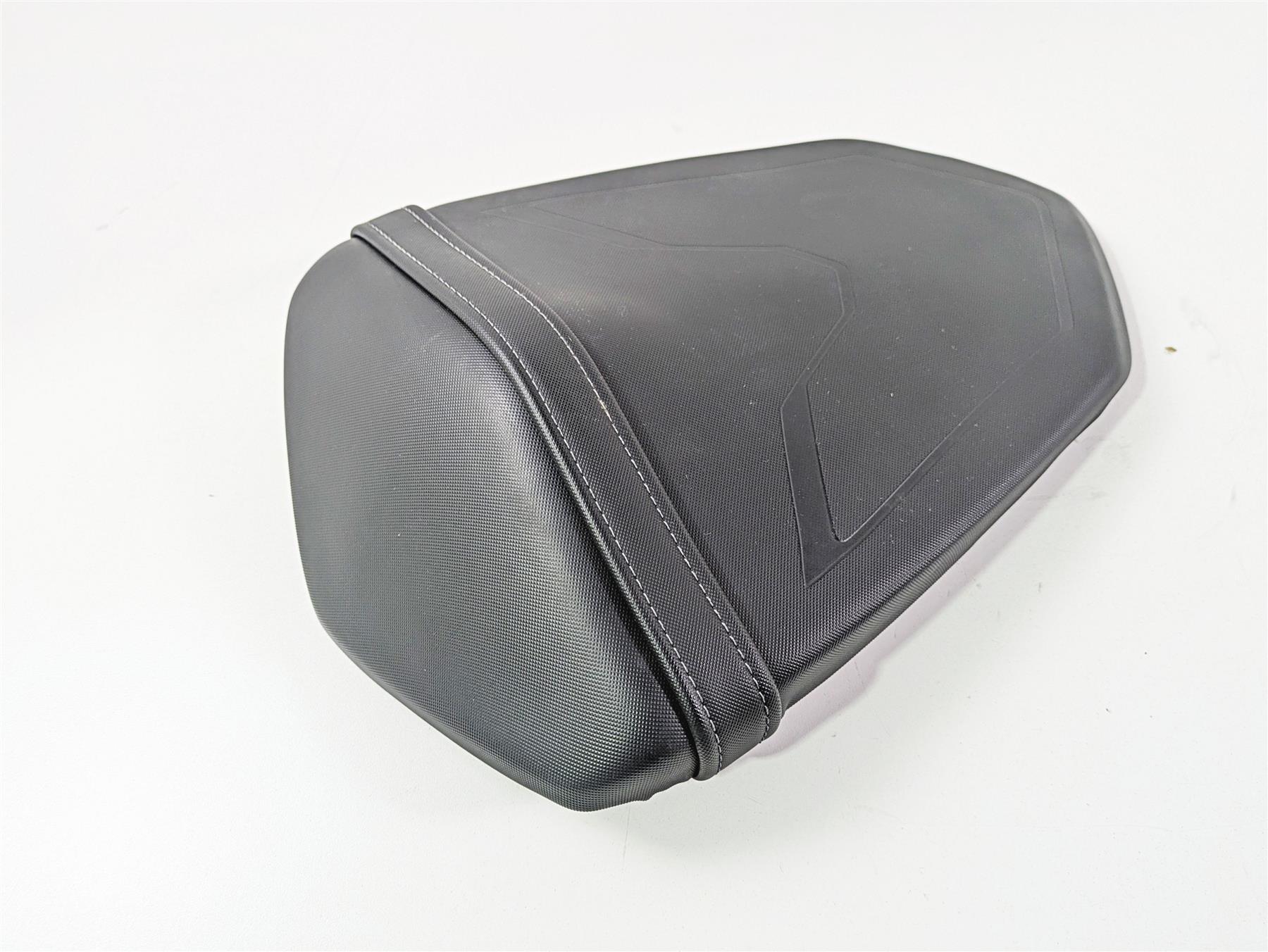 2018 KTM 1290 Super Duke R Rear Passenger Saddle Seat 61607047000 61607048000 {{ shop.shopifyCountryName }} - Mototech271
