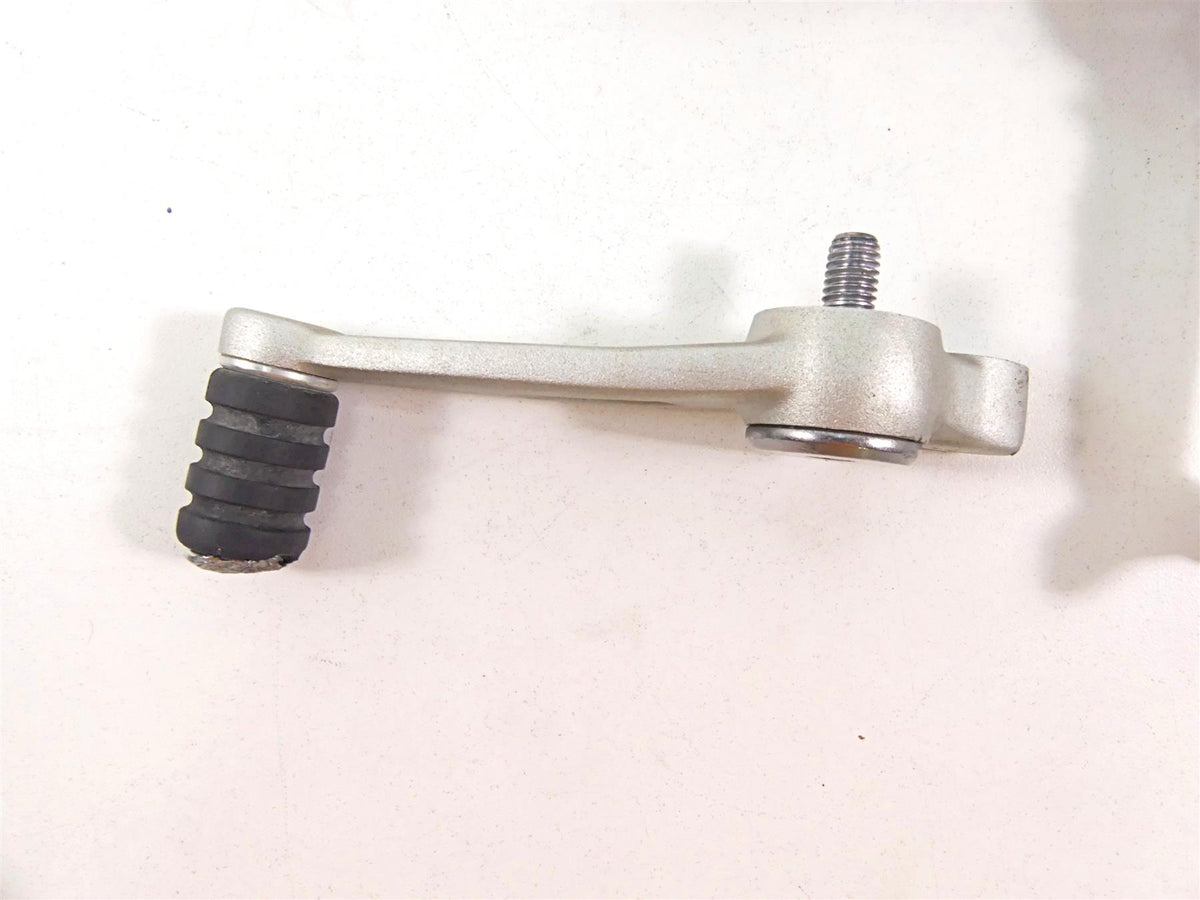 2022 Triumph Speed Triple 1200 RS Front Left Footpeg & Shifter T2082544 T2082910 {{ shop.shopifyCountryName }} - Mototech271