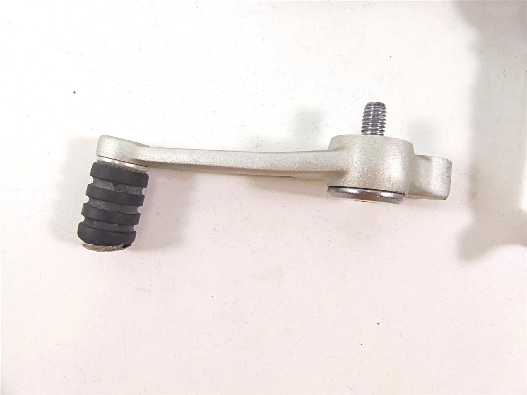 2022 Triumph Speed Triple 1200 RS Front Left Footpeg & Shifter T2082544 T2082910 {{ shop.shopifyCountryName }} - Mototech271