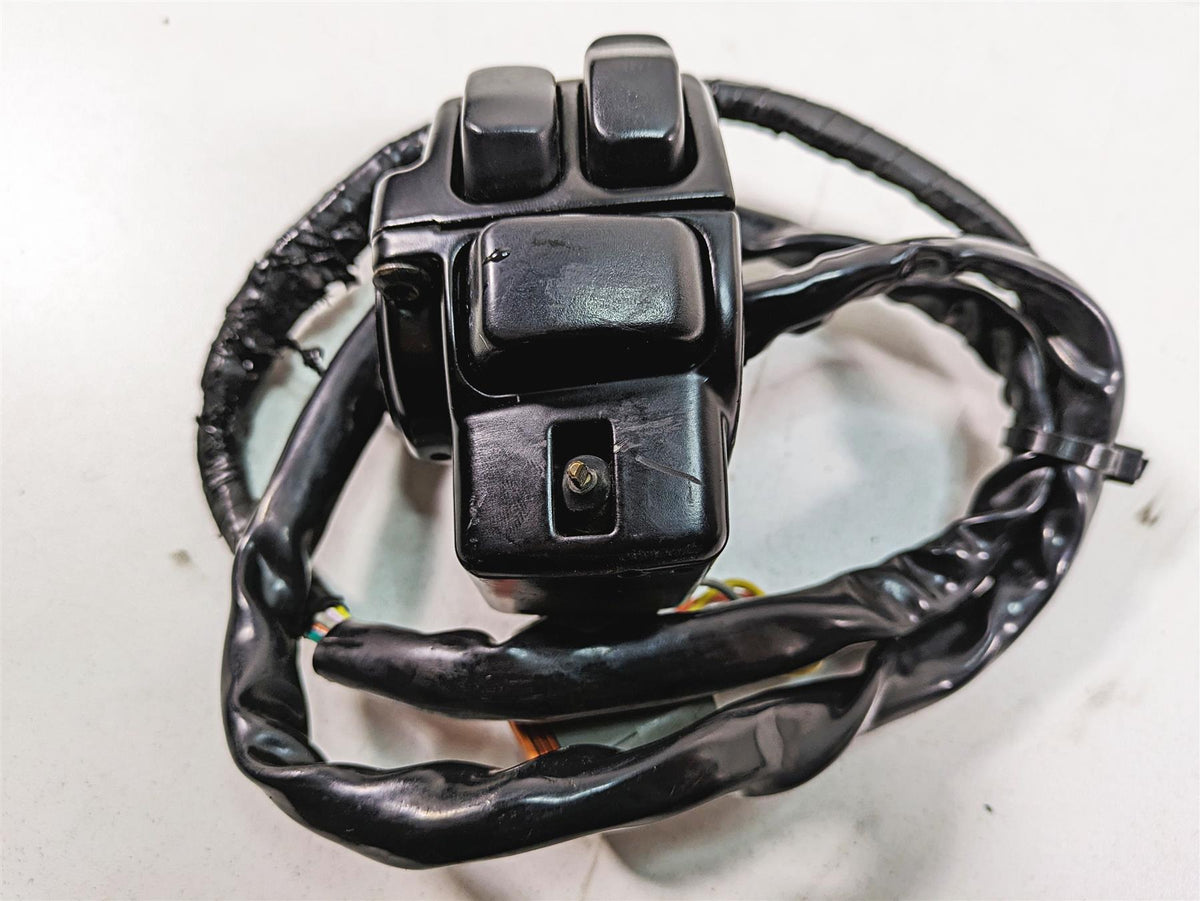 2006 Harley Touring FLHXI Street Glide Left Hand Control Switch - Read 71558-96A {{ shop.shopifyCountryName }} - Mototech271