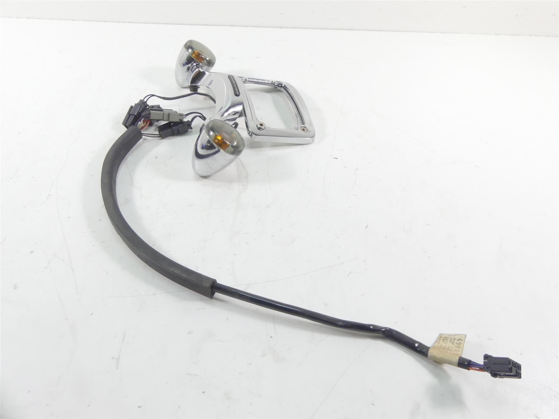 2007 Harley Touring FLHR SE CVO Road King Rear Blinker Bar Plate Holder 68629-05 {{ shop.shopifyCountryName }} - Mototech271