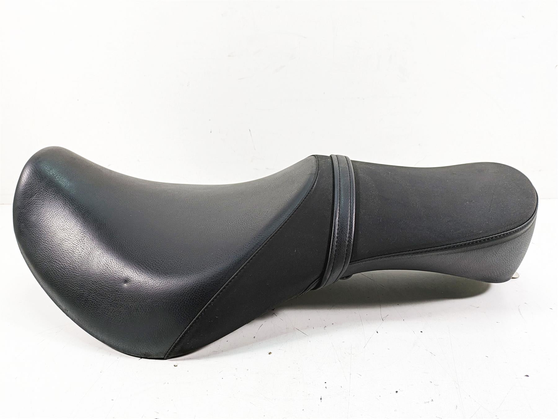 2011 Triumph America Duo Driver Rider Seat Saddle - Read T2305687 {{ shop.shopifyCountryName }} - Mototech271