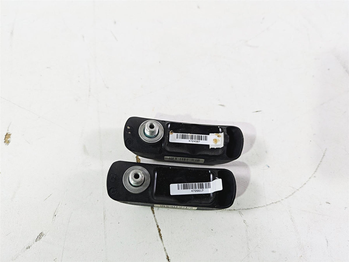 2019 Indian Chieftain Limited Tire Pressure Sensor Set 2412417 2208712 {{ shop.shopifyCountryName }} - Mototech271