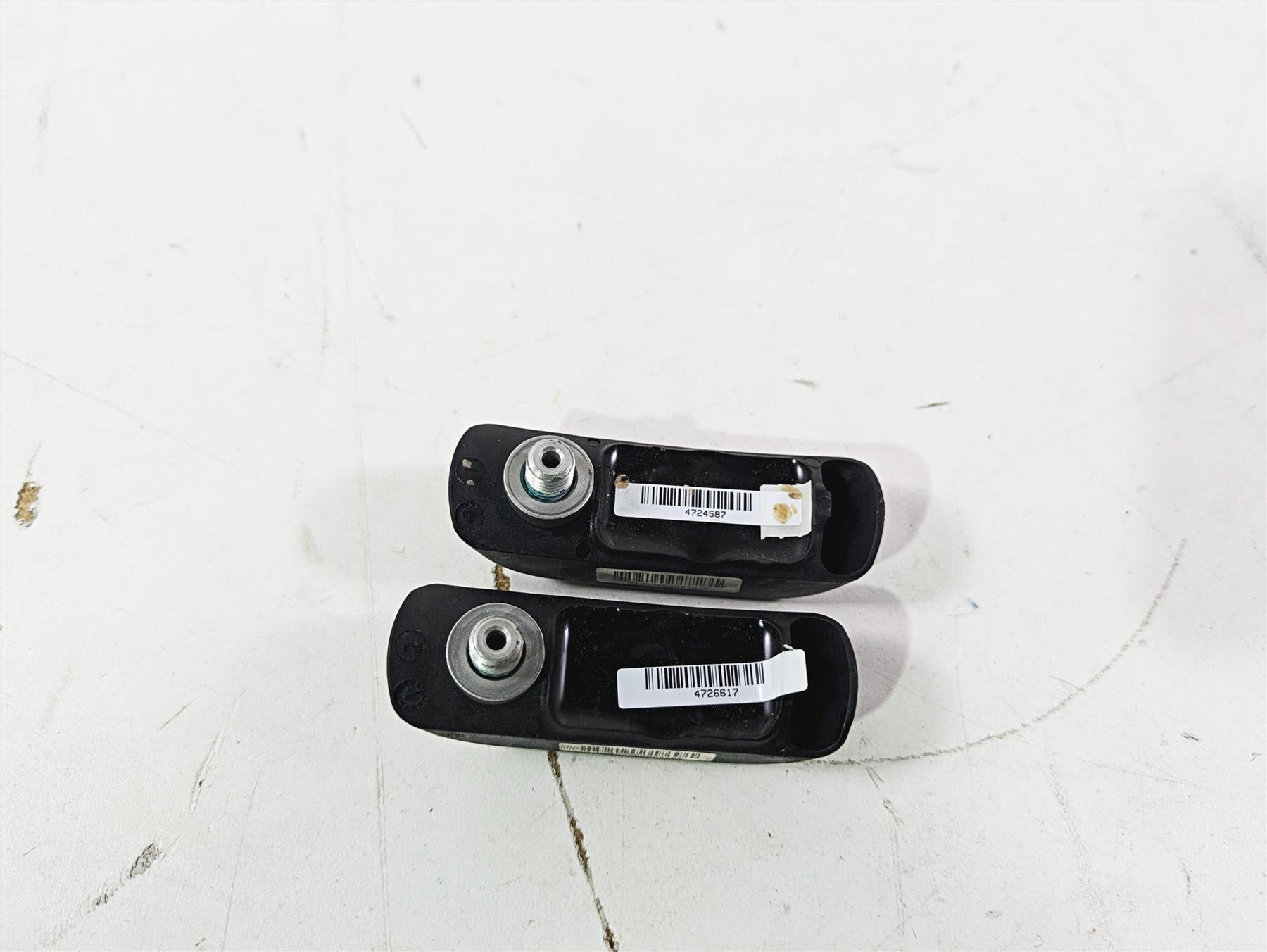 2019 Indian Chieftain Limited Tire Pressure Sensor Set 2412417 2208712 {{ shop.shopifyCountryName }} - Mototech271