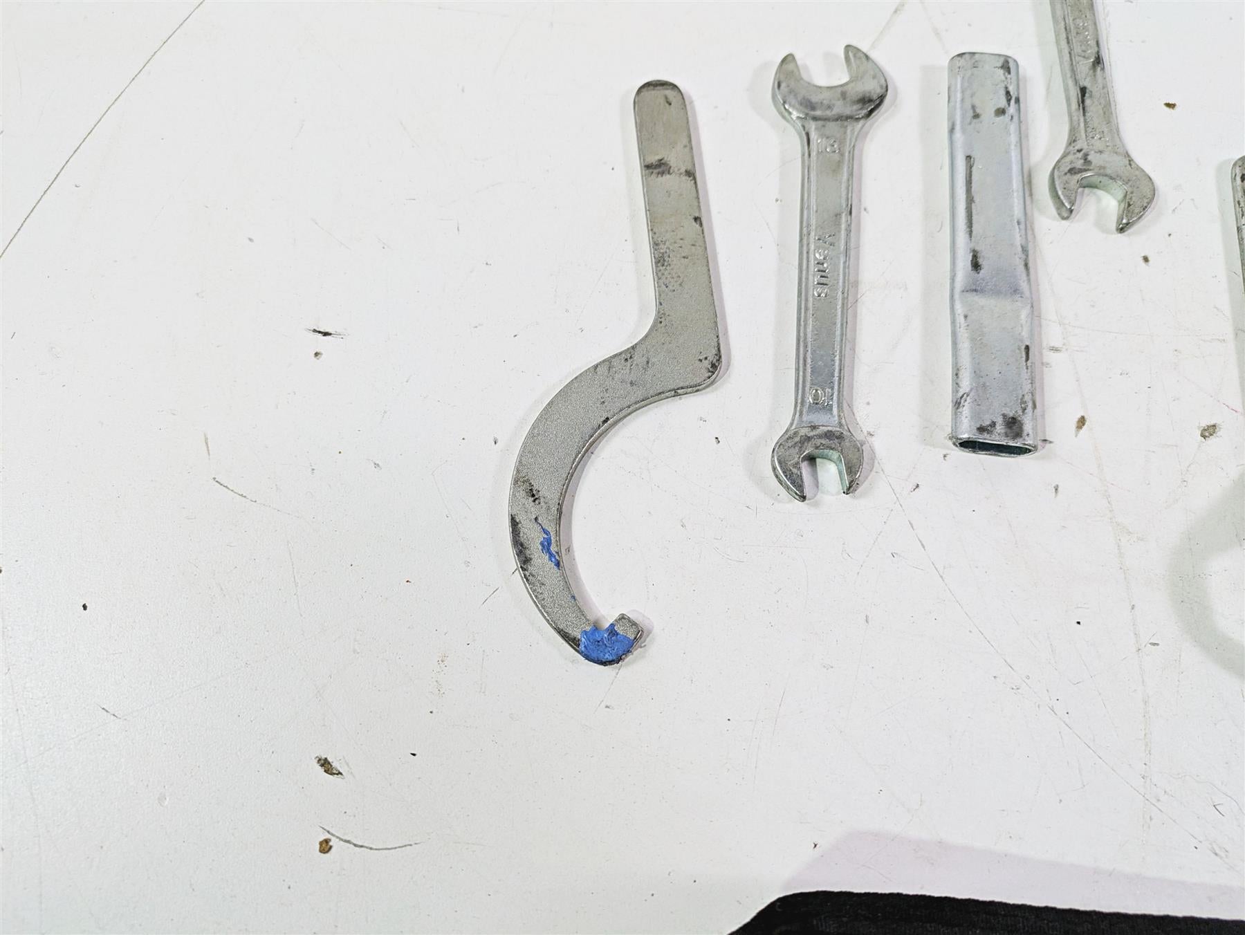 2019 BMW G310GS K02 Owners Tool Kit + Bag 71118565867 {{ shop.shopifyCountryName }} - Mototech271