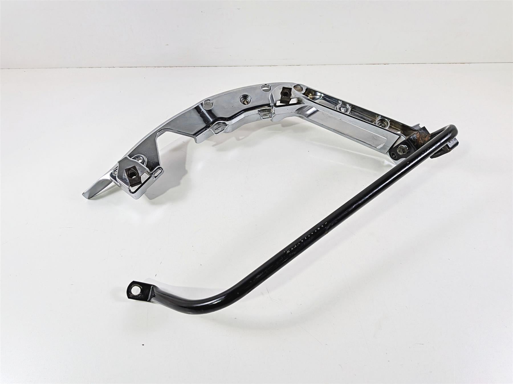 2016 Harley Touring FLHX Street Glide Left Rear Chrome Saddlebag Mount 90200503 {{ shop.shopifyCountryName }} - Mototech271