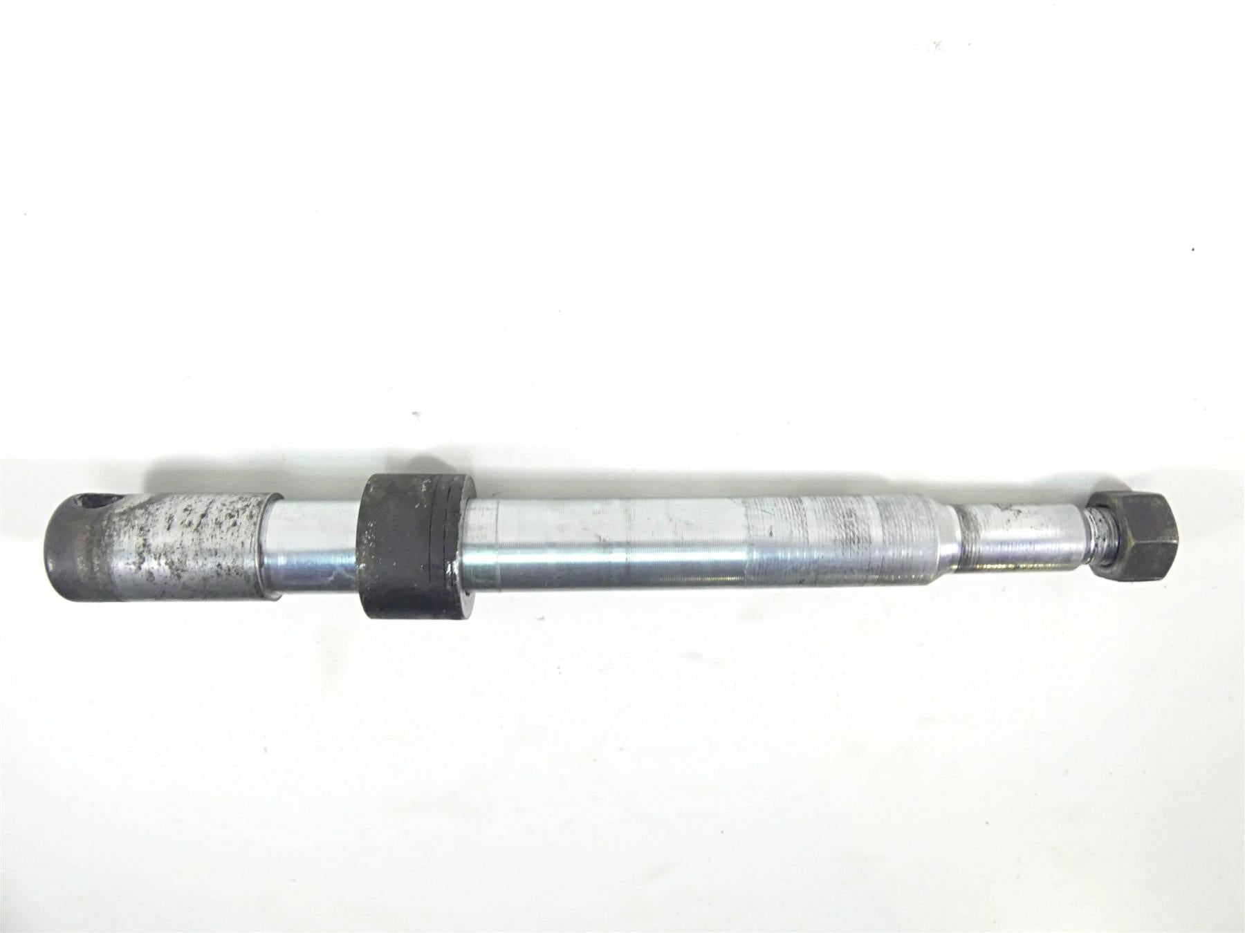 2014 Harley VRSCF Muscle V-Rod Front Axle Wheel Spindle 25mm 41628-08 {{ shop.shopifyCountryName }} - Mototech271