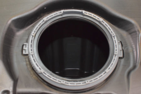 2014 BMW R1200 RT K52 Fuel Gas Petrol Tank Reservoir 8520631 16118520631 {{ shop.shopifyCountryName }} - Mototech271