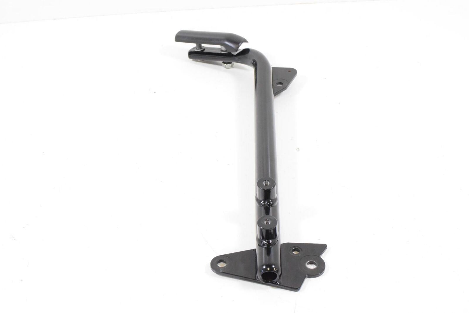 2014 Moto Guzzi V7 Stone 750 Right Front Frame Down Tube Lower Bar B063197 {{ shop.shopifyCountryName }} - Mototech271