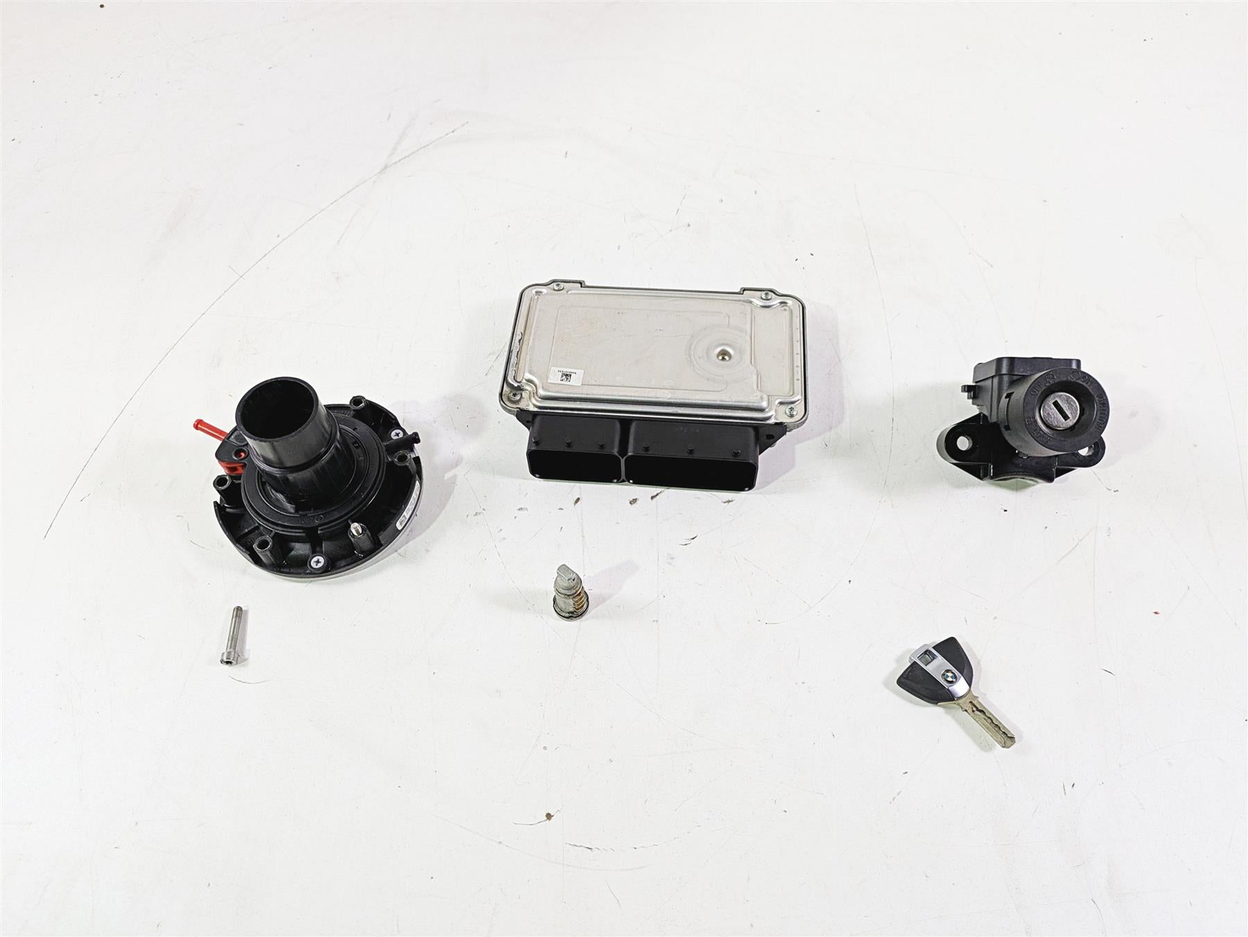 2016 BMW R1200RS K54 Cdi Ecu Ecm Module Ignition Switch Key Lock Set 8559224 {{ shop.shopifyCountryName }} - Mototech271