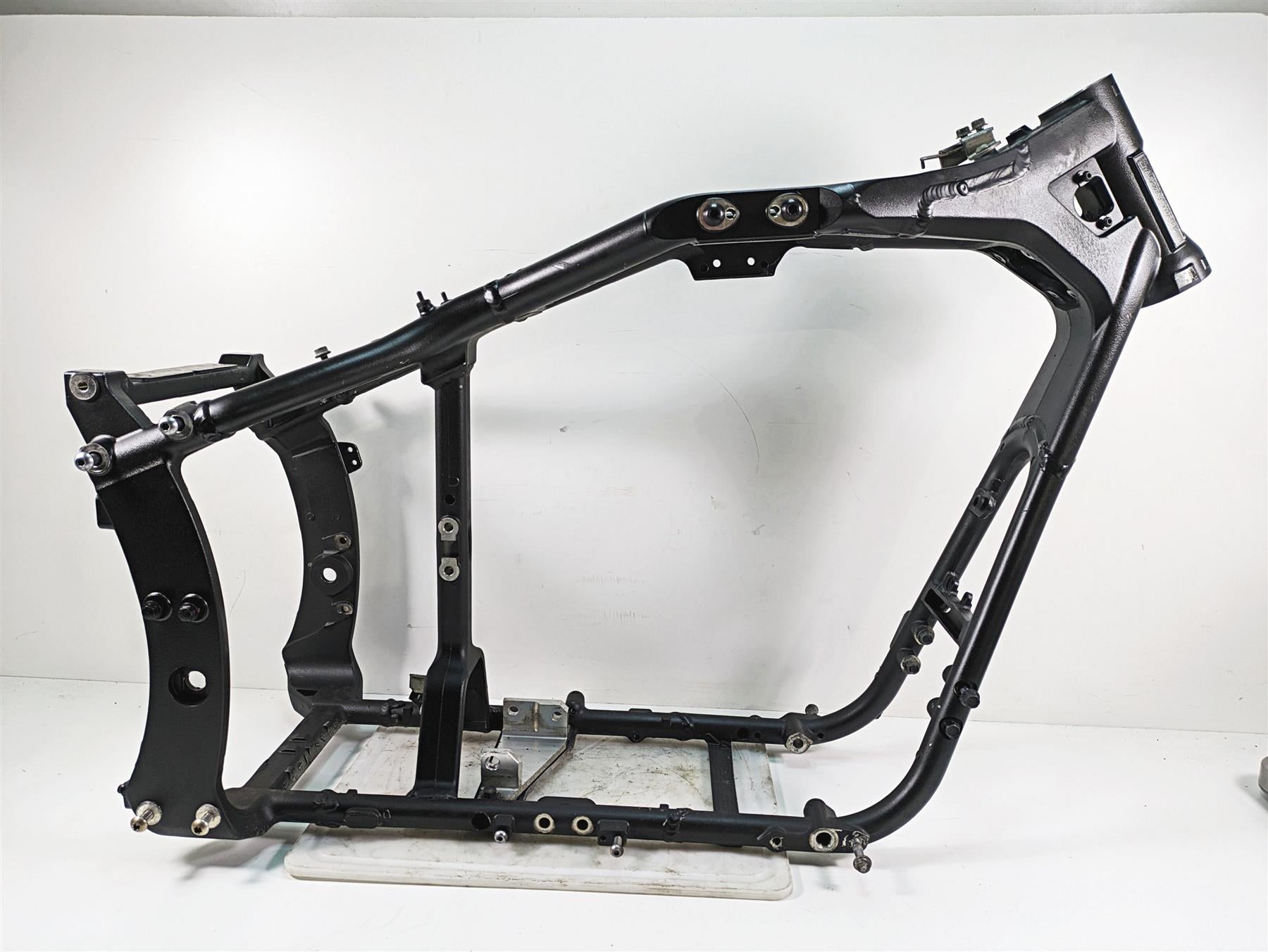 2009 Yamaha XV1900 Raider Straight Main Frame Chassis With Washington Clean Title 5C7-21110-00-00 {{ shop.shopifyCountryName }} - Mototech271