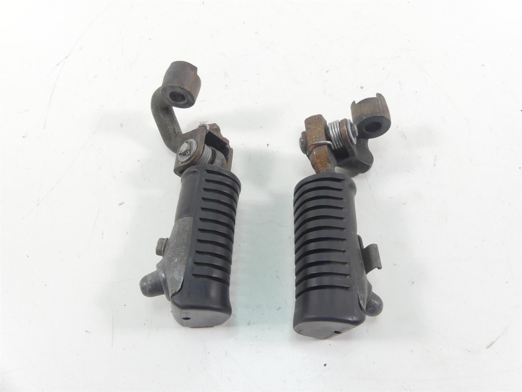 1977 Honda CB750 A Four Hondamatic Front Footpeg Foot Peg Set 50640-393-770ZA {{ shop.shopifyCountryName }} - Mototech271