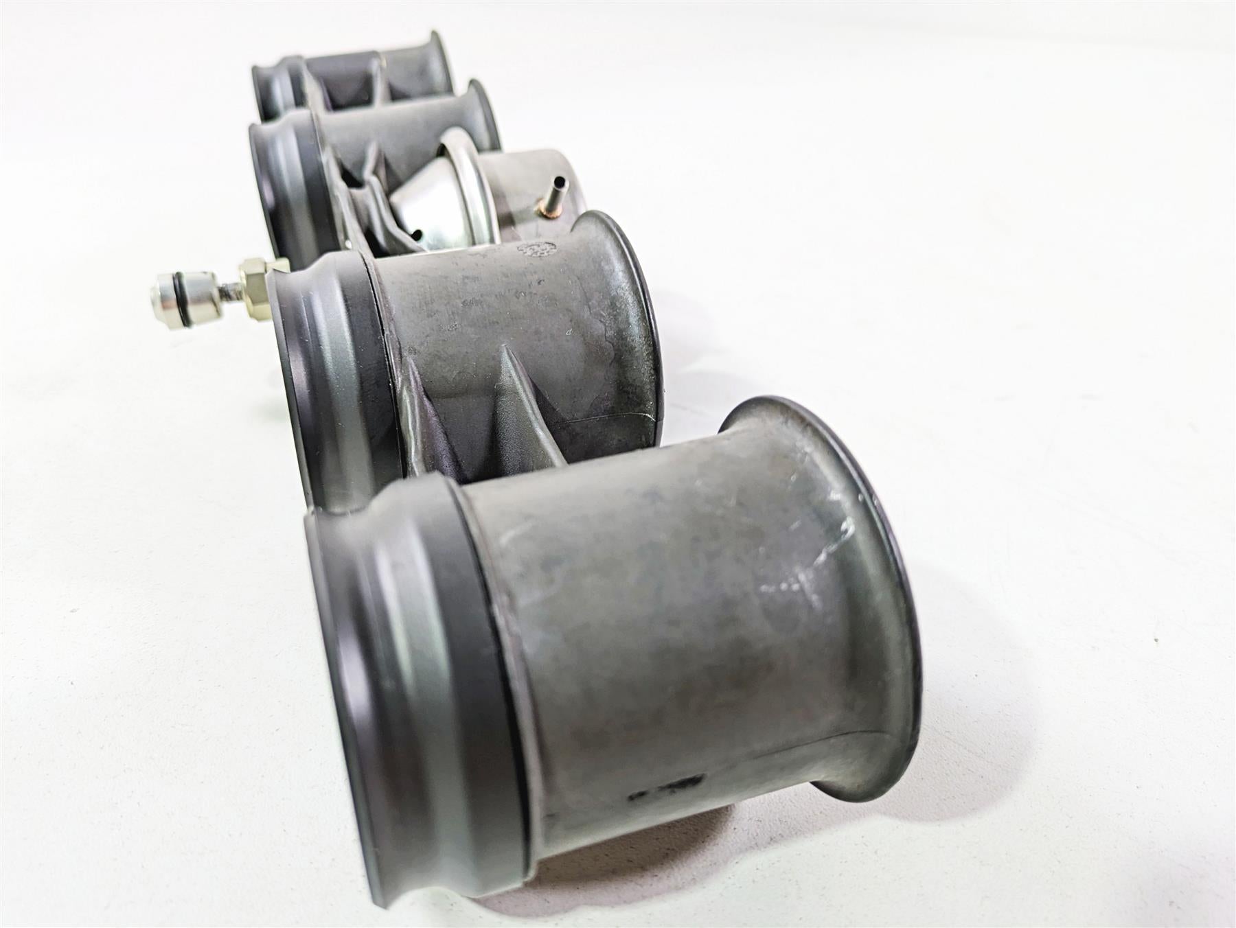 2012 Mv Agusta F4 RR Air Pressure Valve & Velocity Stacks Set 8000A3884 {{ shop.shopifyCountryName }} - Mototech271