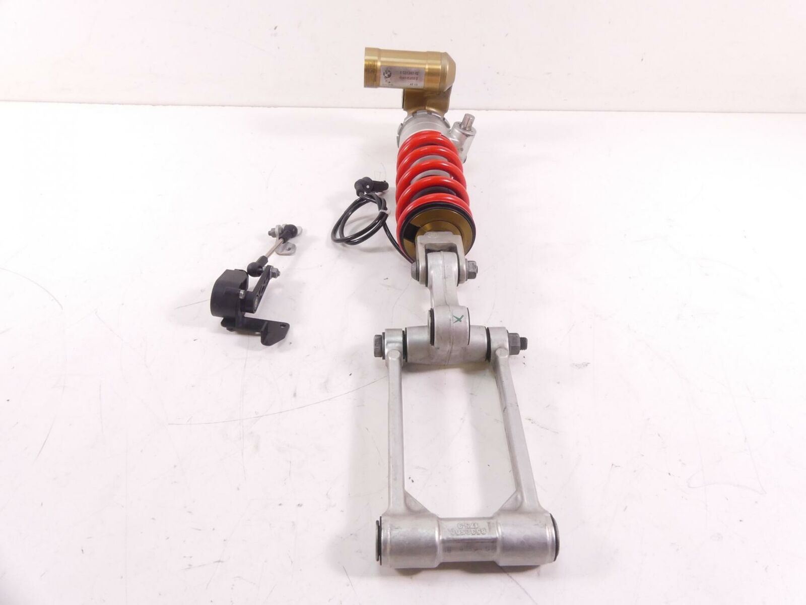 2014 BMW S1000RR K42 HP4 Rear DDC Shock Damper & Level Sensor 33548531367 {{ shop.shopifyCountryName }} - Mototech271