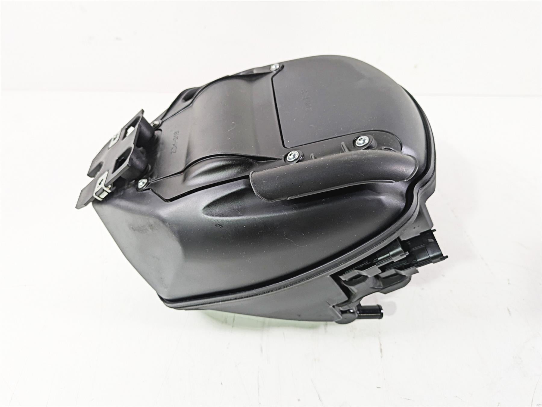 2018 Ducati Hypermotard 939 SP Air Box Cleaner Breather Filter 44212691B {{ shop.shopifyCountryName }} - Mototech271