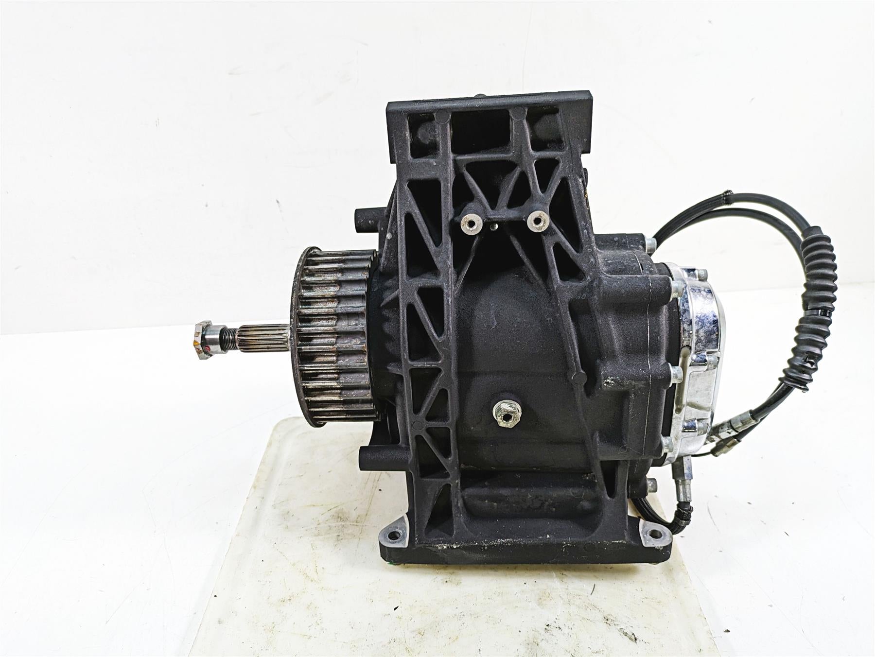 2009 Harley FXCWC Softail Rocker C 6 Speed Transmission Gear Box - 26k 33153-09 {{ shop.shopifyCountryName }} - Mototech271