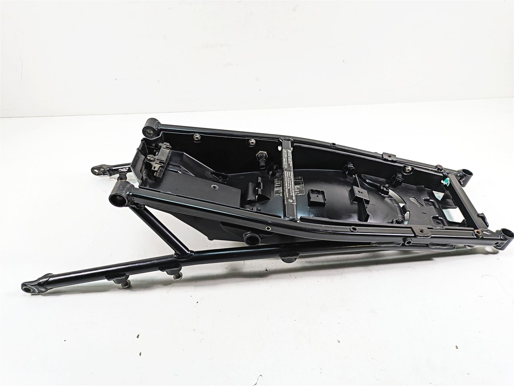 2016 BMW R1200R K53 Straight Subframe & Inner Fender 46518524784 46518524783 {{ shop.shopifyCountryName }} - Mototech271