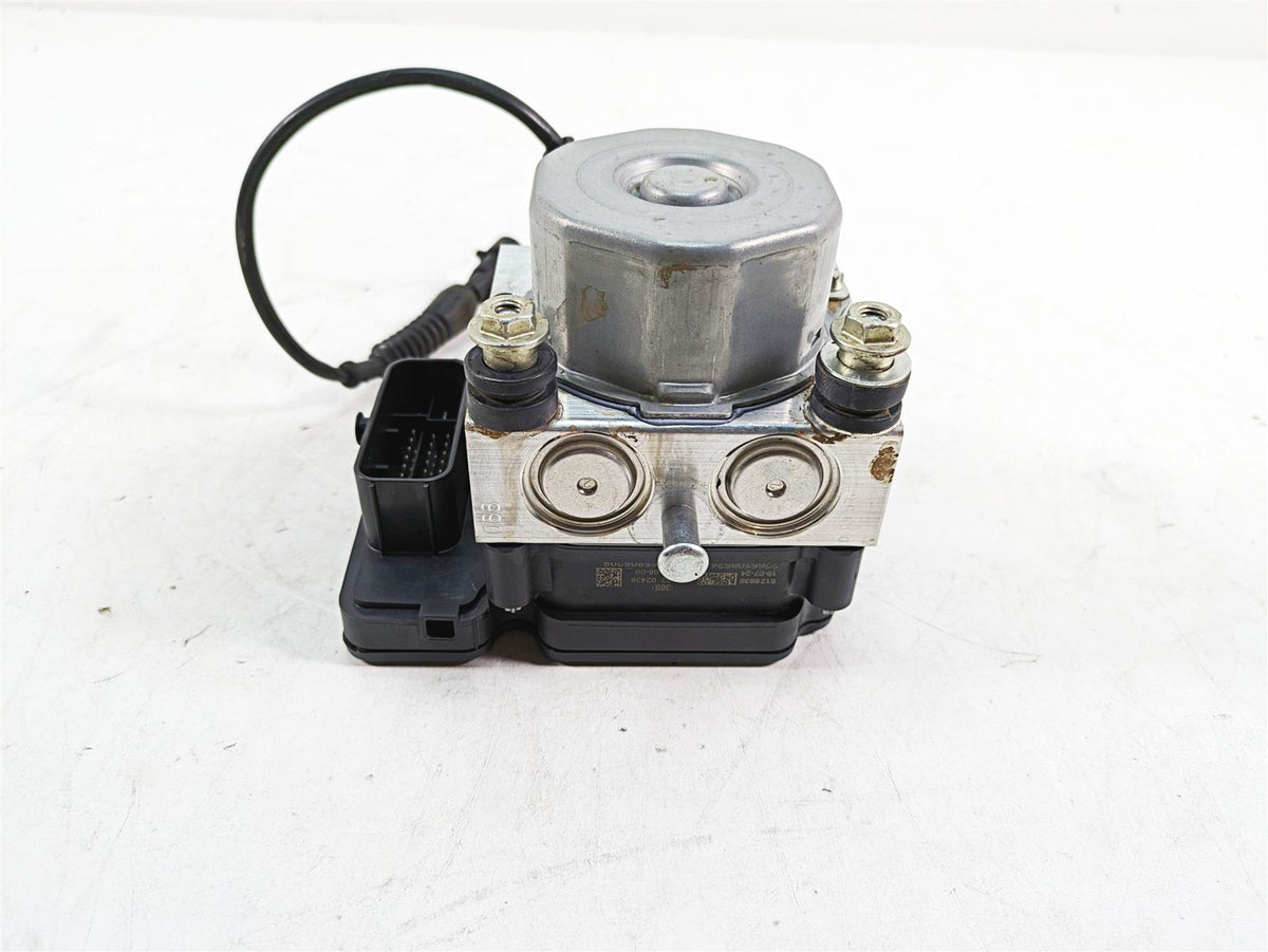 2020 KTM 1290 Super Adventure R Abs Brake Pump Module Unit 60742031144 {{ shop.shopifyCountryName }} - Mototech271