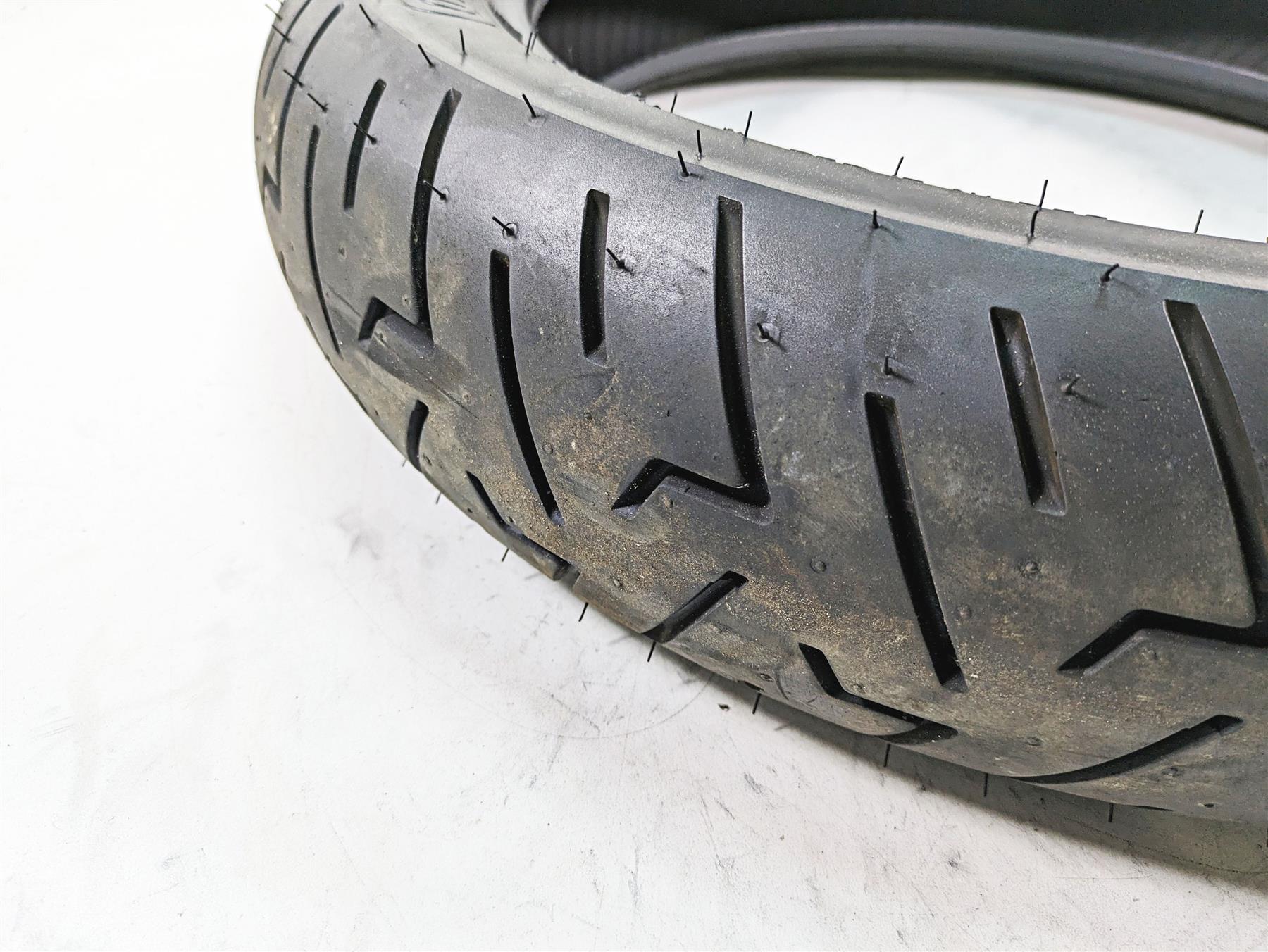 Used Front Motorcycle Tire Continental ContiTour 130/80-17 2402800000 {{ shop.shopifyCountryName }} - Mototech271