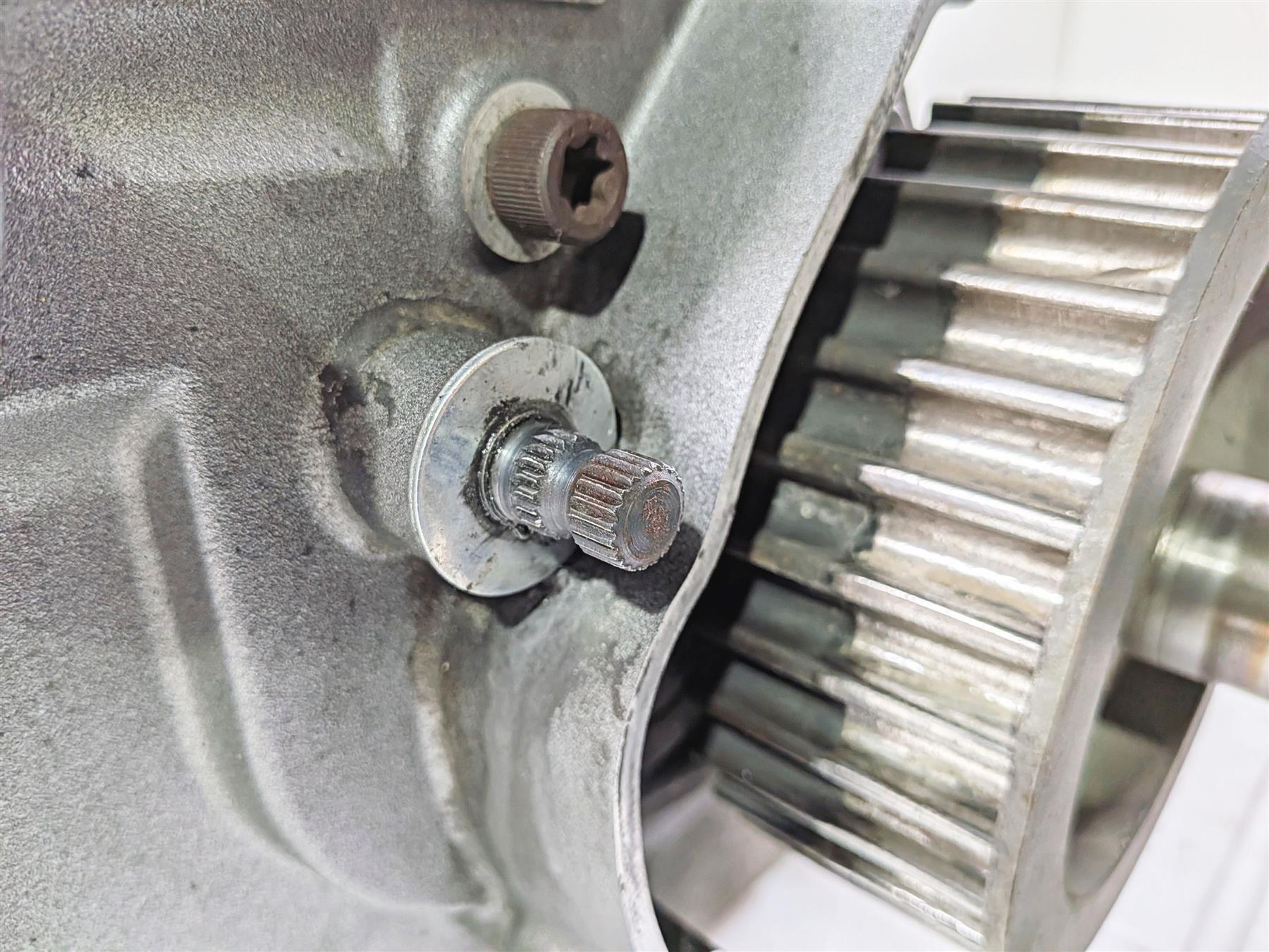 2011 Harley Touring FLHTCU CVO Electra Glide 6 Sp Transmission Gear Box 33203-10-Mototech271