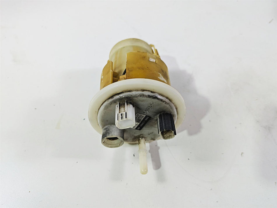 2007 Yamaha XVS1300 V-Star Denso Fuel Gas Petrol Pump -Tested 3D8-13907-00 {{ shop.shopifyCountryName }} - Mototech271