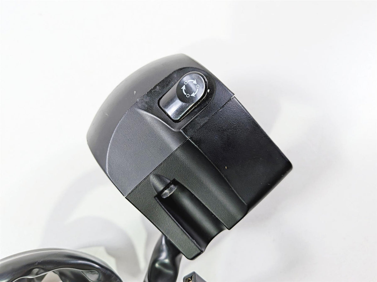 2016 Victory Cross Country Left Hand Light Blinker Control Switch 4012119 {{ shop.shopifyCountryName }} - Mototech271