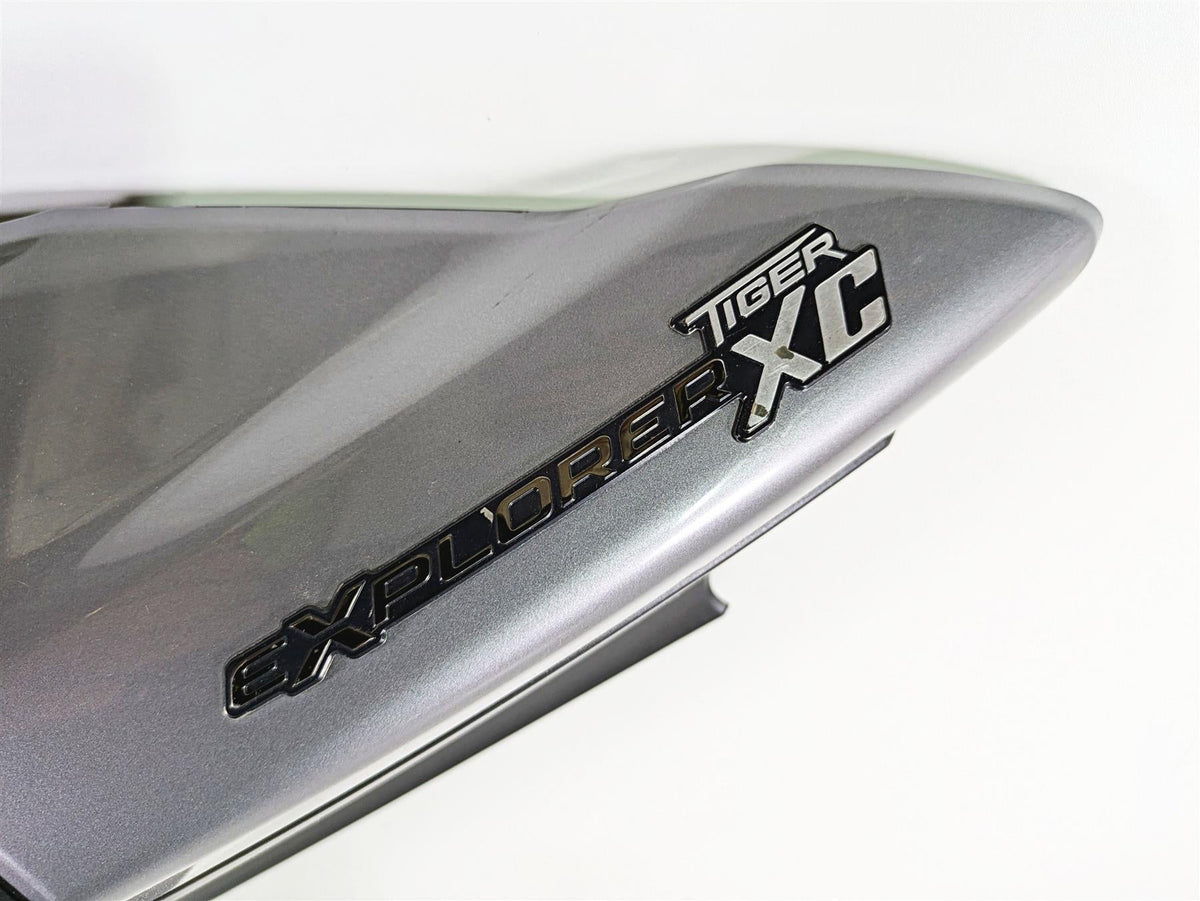 2015 Triumph Tiger Explorer XC Right Main Tank Fairing Cover Set T2304407 {{ shop.shopifyCountryName }} - Mototech271