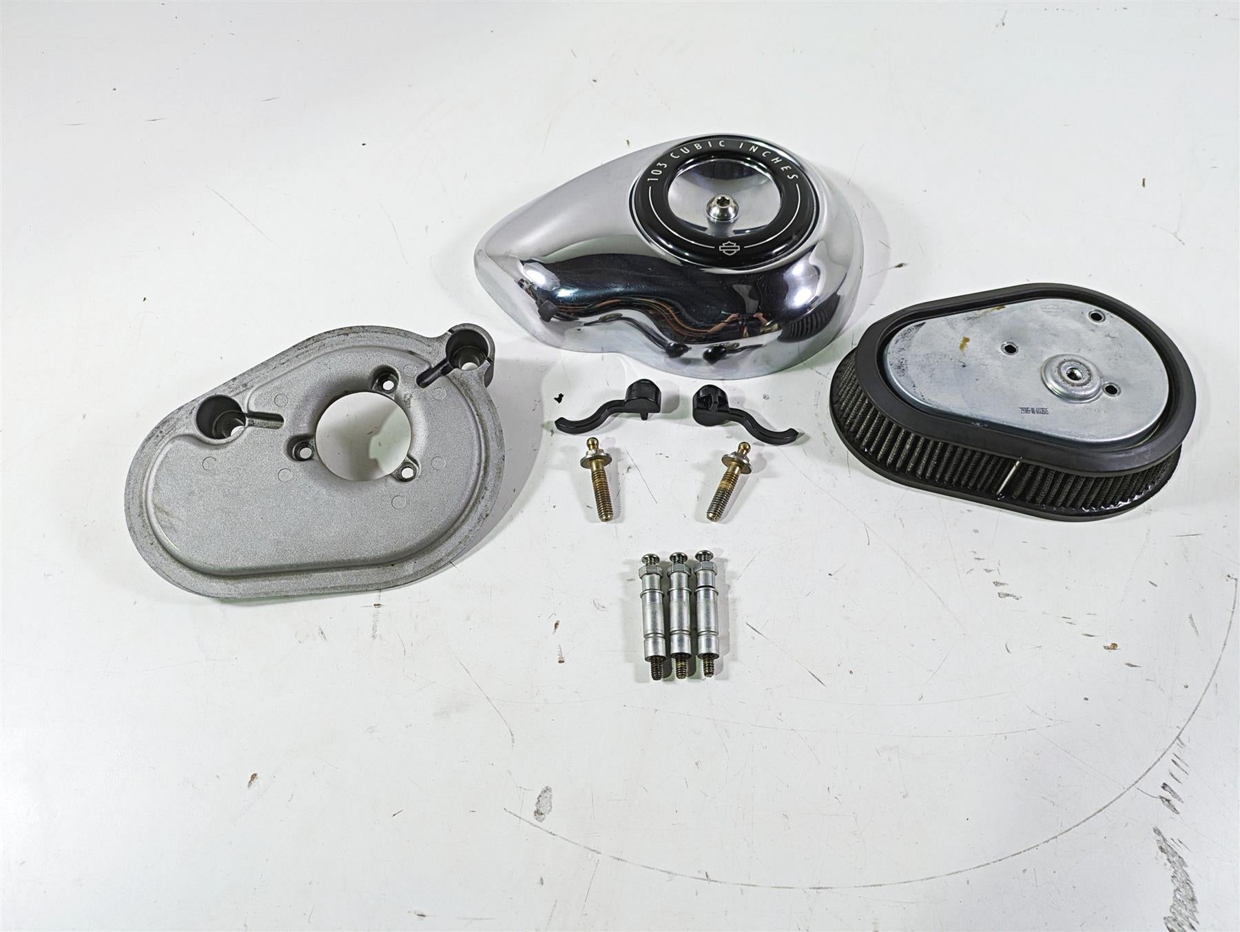 2012 Harley FLD Dyna Switchback Air Cleaner Breather Filter & Mount 29384-08 | Mototech271