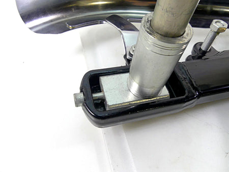 2010 Harley FXDF Dyna Fat Bob Rear Nice Swingarm & Belt Guards 47820-10 {{ shop.shopifyCountryName }} - Mototech271